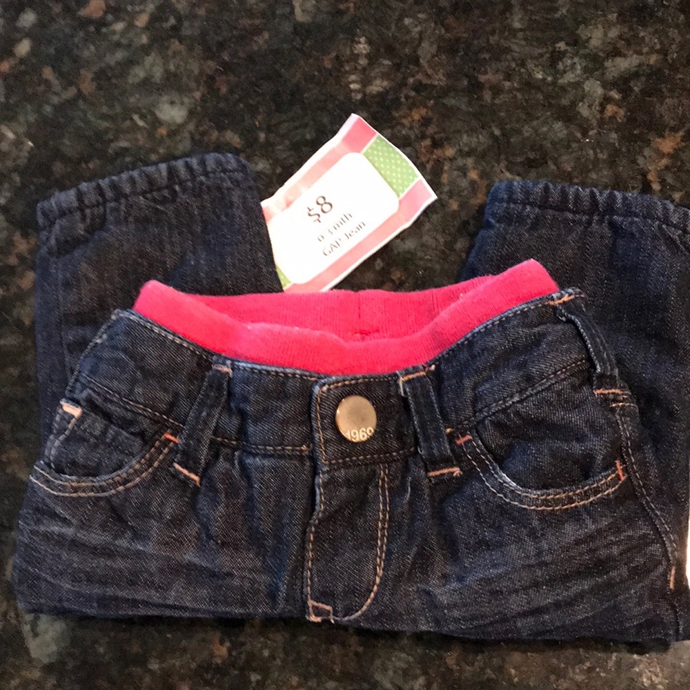 GAP Baby size 0-3 month insulated jean 🌈